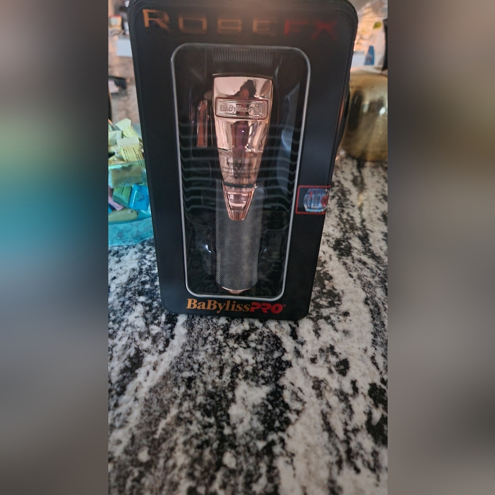 BaBylissPRO Professional Hair Trimmer, High torque brushless engine with lithium